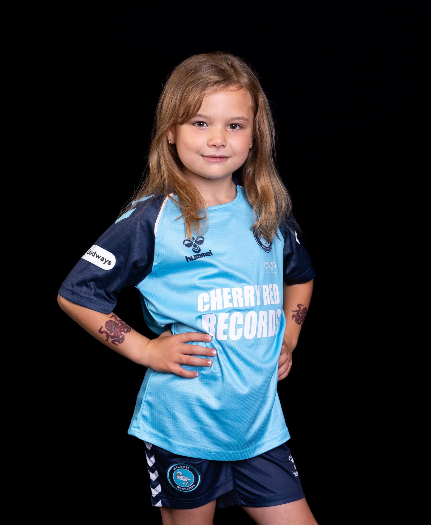 Junior Training Top 24/25