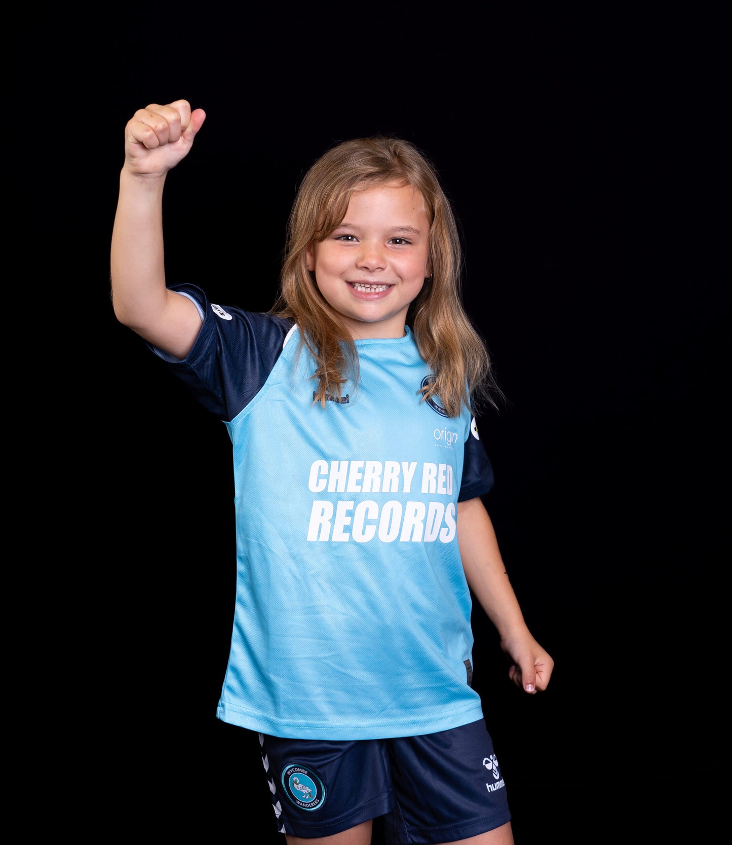 Junior Training Top 24/25