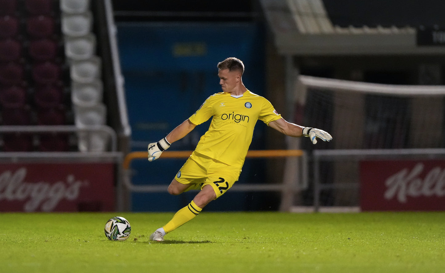 Wycombe Wanderers Adult Away Goalkeeper 24/25