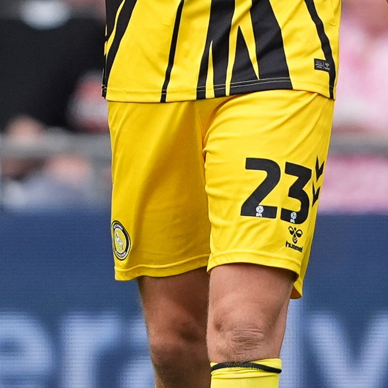 Wycombe Wanderers Adult Away Goalkeeper Shorts 26/27