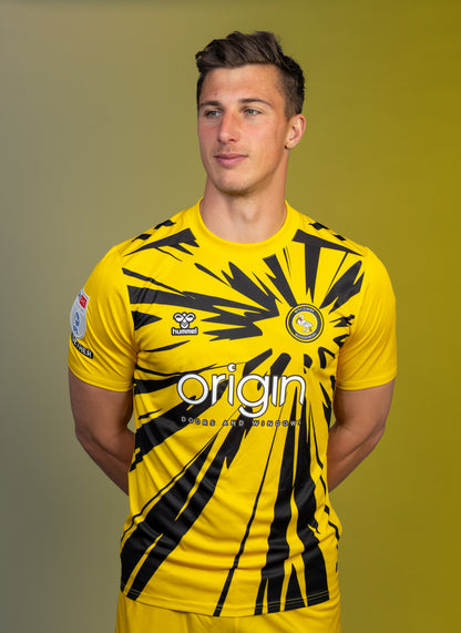 Wycombe Wanderers Adult Away Goalkeeper Shirt 26/27